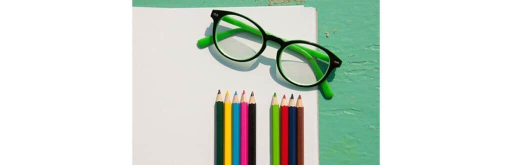 10-sinais-de-que-seu-filho-precisa-oculos