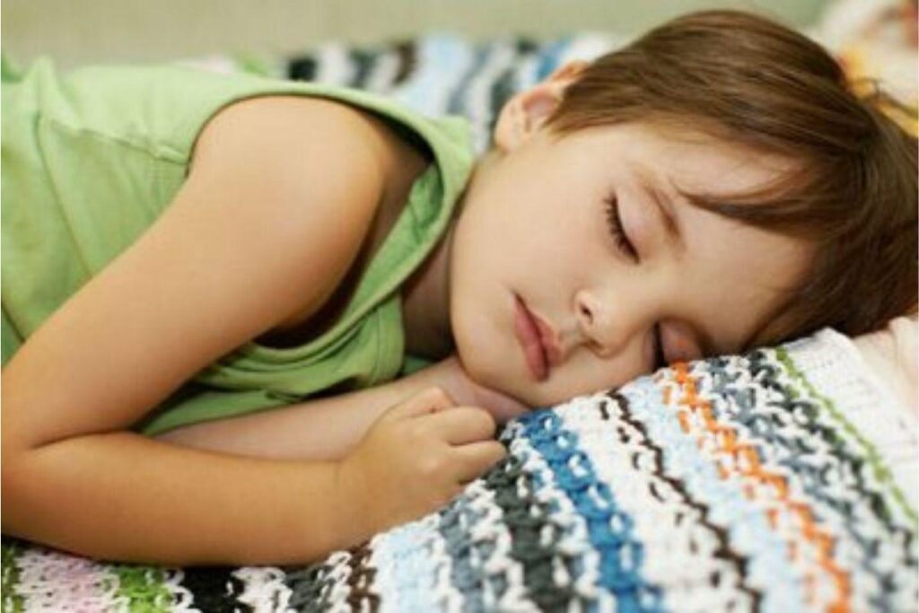 10 frases que dizemos antes dos filhos irem dormir fora