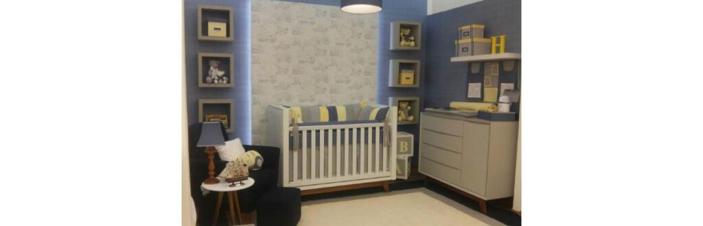 Projeto da Silvana Lara Nogueira na loja Lilibee do D&D. O que predomina são as texturas. Os nichos agora servem para colocar enfeites e depois guardarão brinquedos