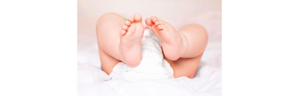 “Às vezes, o bebê nasce muito grande e não consegue usar as fraldas de tamanho RN”, afirma Carol