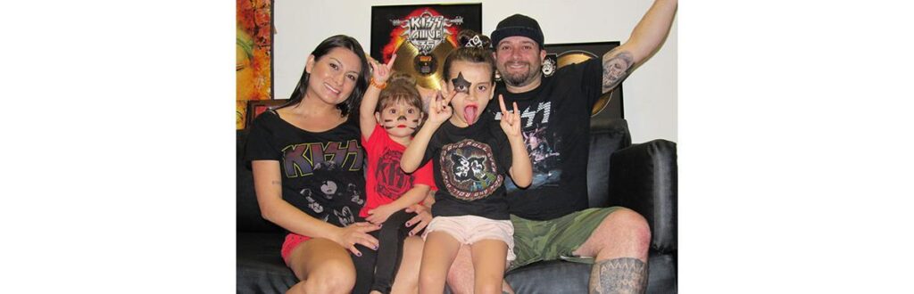 Estes são Thais, Rafaela, Catarina e Rodrigo