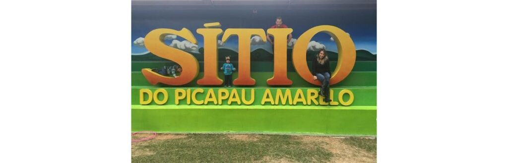 Localizado em Mairiporã, é uma réplica do espaço onde foi gravada a série