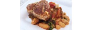 Filezinho de suíno com ragu de feijão branco, da Wine and Dine Studio