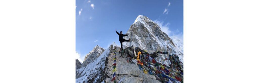 Renato e Ayesha alcançaram o cume da montanha em maio