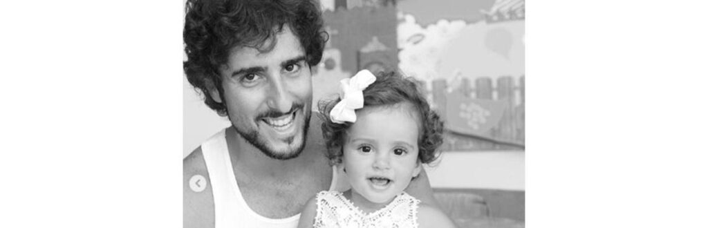 “Chega a ser inacreditável que já passou uma década”, escreveu o pai