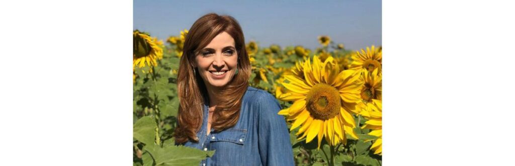 Poliana Abritta comemora seus 43 anos ao lado dos filhos