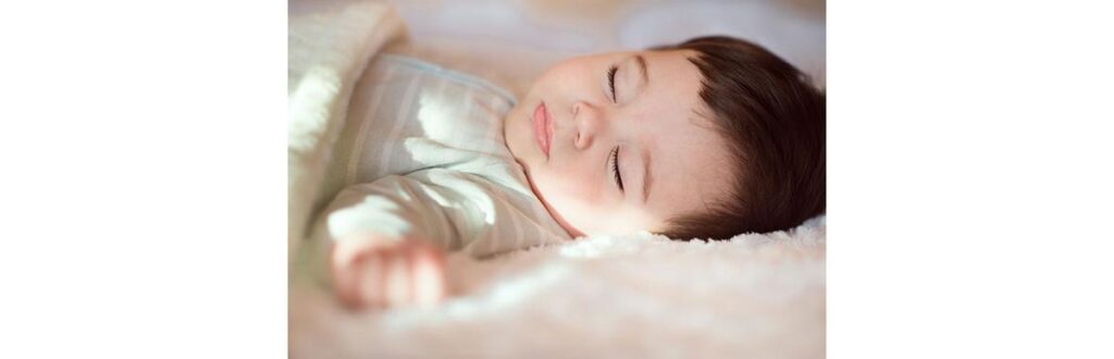 Dormir bem faz toda diferença na vida de uma criança em desenvolvimento