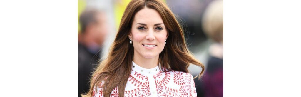 Kate Middleton volta da licença-maternidade