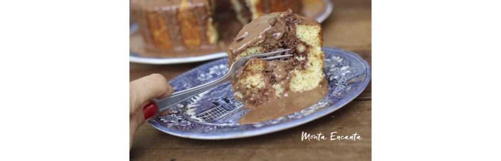 Enquanto o bolo assa você prepara a ganache no microondas