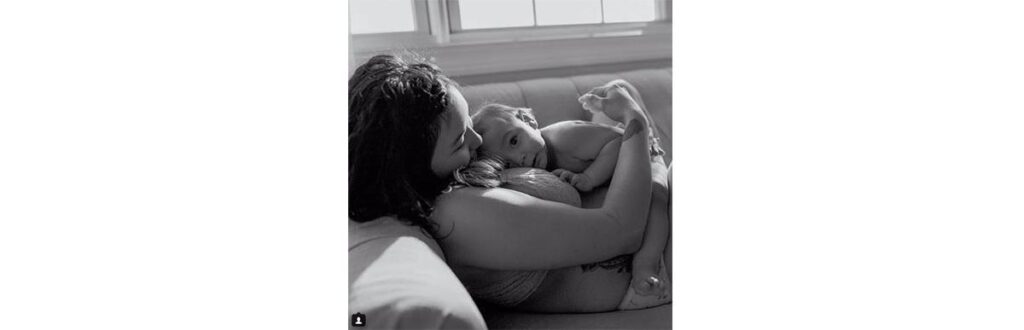 Chelsea usou a posição para facilitar a saído do seu filho, Auden