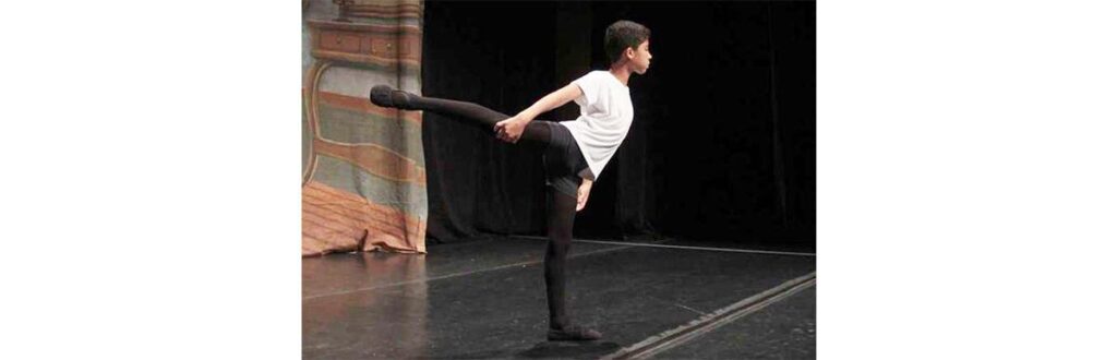 Em Joinville, se localiza a única filial da escola russa.