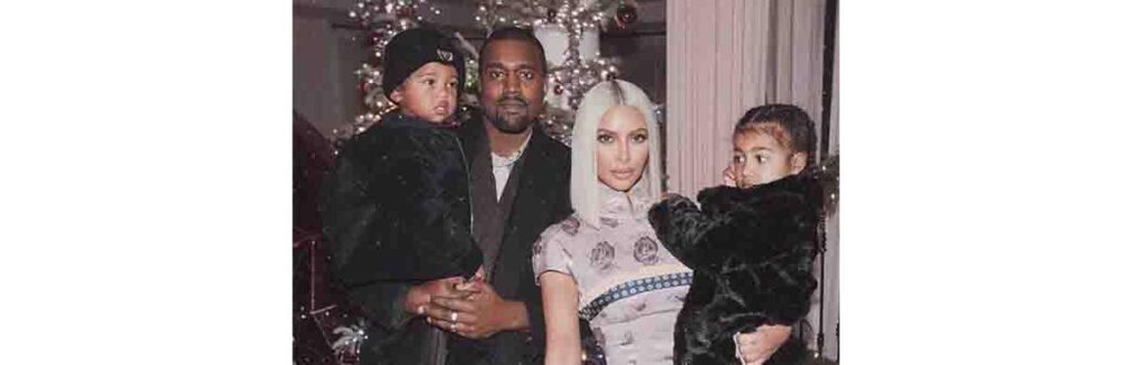 Kim Kardashian é criticada por um detalhe no visual de sua filha