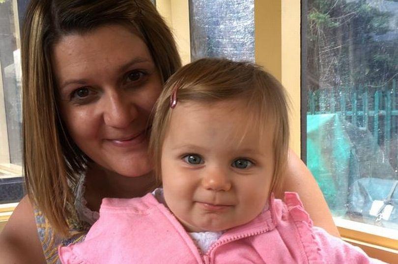 Após rever um grande amigo, Nina Marston deu à luz a Elizabeth