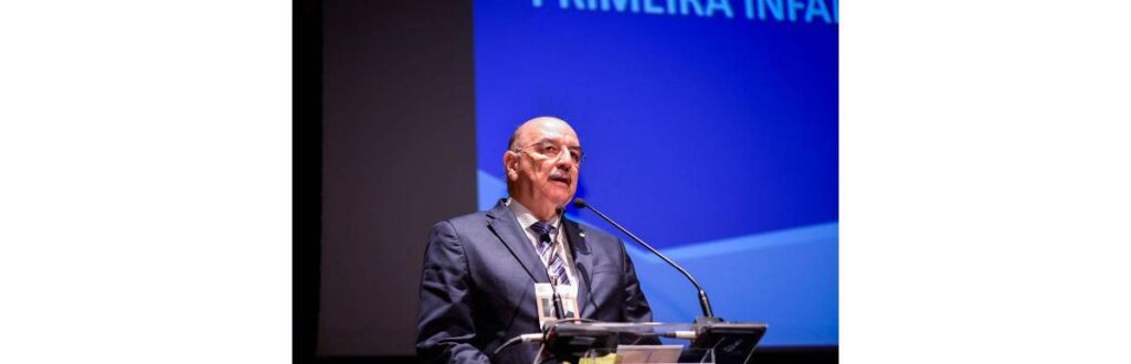 O ministro Osmar Terra esteve no nosso 4° Seminário Internacional Pais&Filhos para falar sobre o projeto, idealizado por ele, Criança Feliz