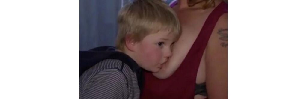 Lisa amamenta o filho de 7 anos e gera polêmica