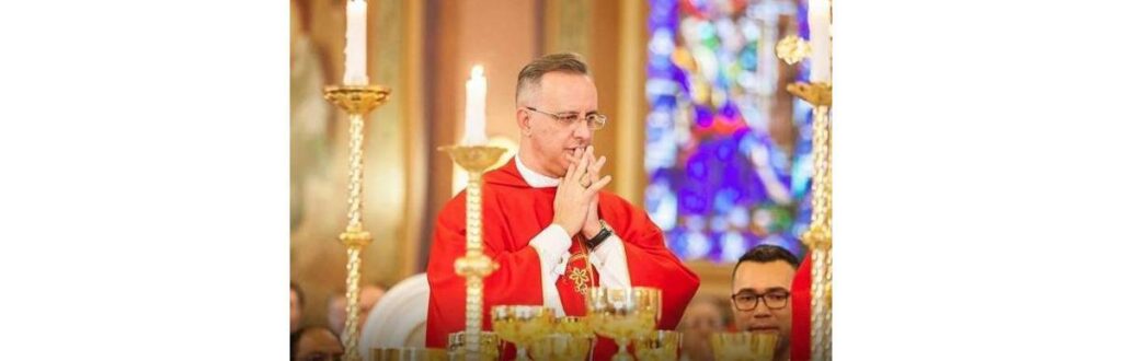 Padre é suspenso depois de ser acusado