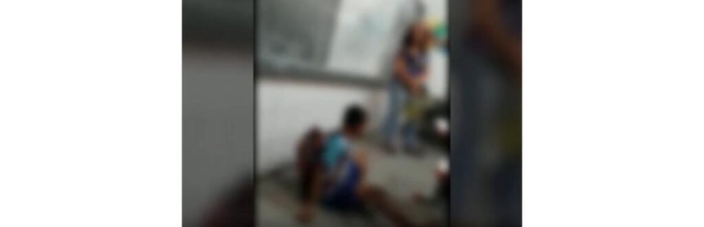 O vídeo em que a coordenadora aparece ameaçando o menino autista foi gravado por um ex-funcionário da escola