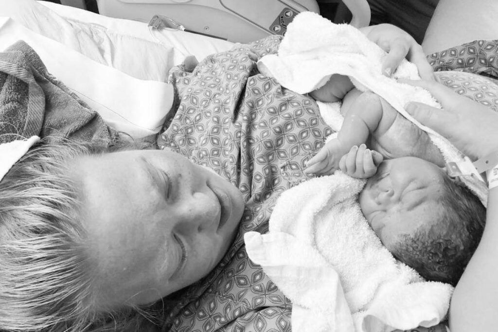 Marido e enfermeiras dançaram juntos com a Mãe Alicia