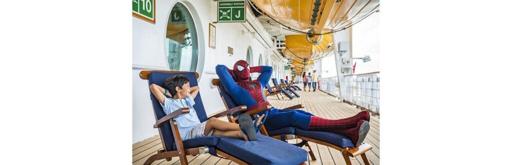 Você e seu filho curtindo as férias no Cruzeiro da Disney
