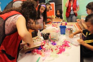 Oficinas, bloquinhos e matinês