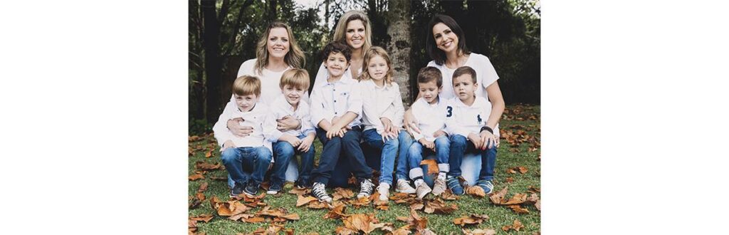 Elisa, Vanessa e Thaís, idealizadoras do Me Two