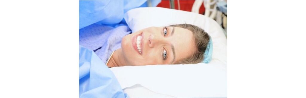 Fabiana exibe o barrigão nas redes