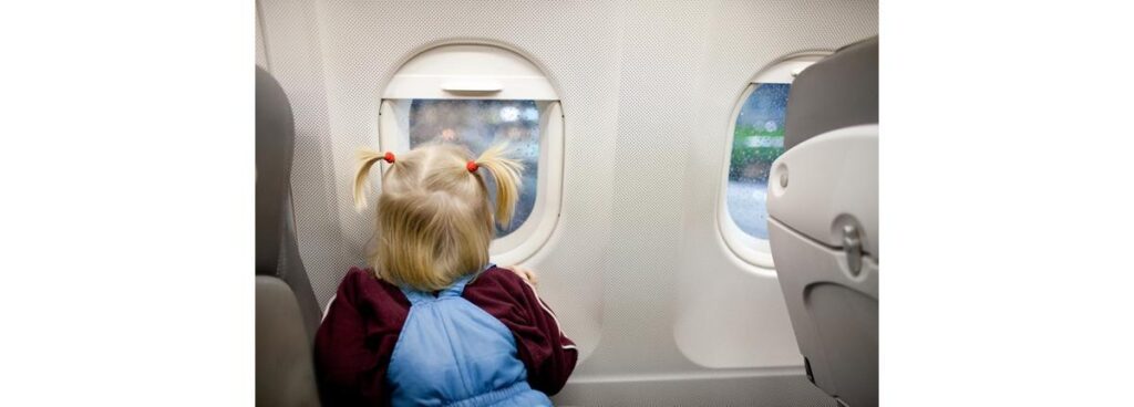 A idade mínima para que crianças e adolescentes viagem foi alterada