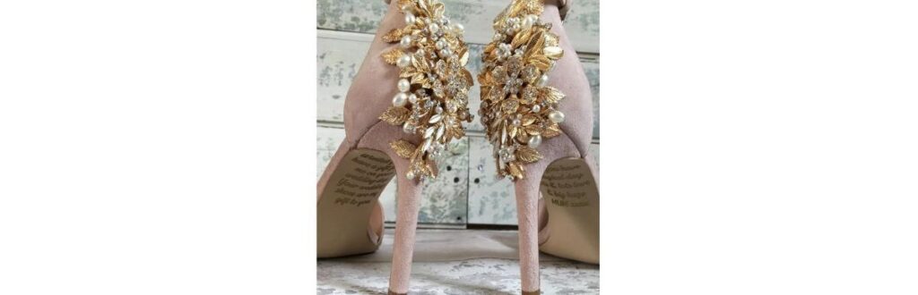 A mãe de Emma fez uma surpresa para a filha, pois queria dar seu presente no dia do casamento