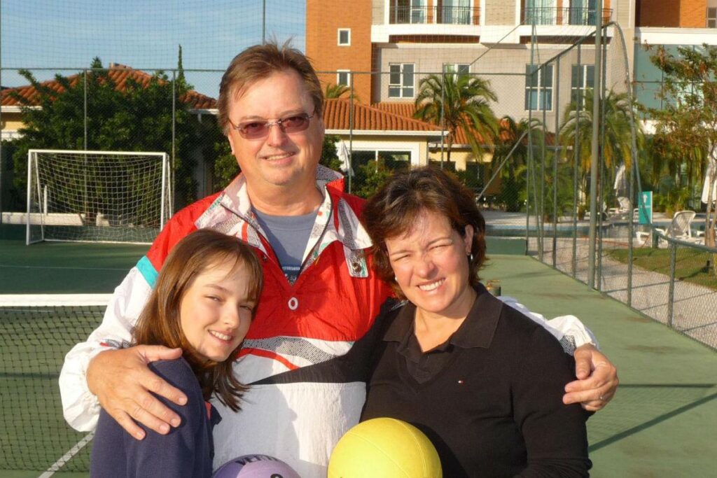 Pedro e Larissa com a filha Luiza