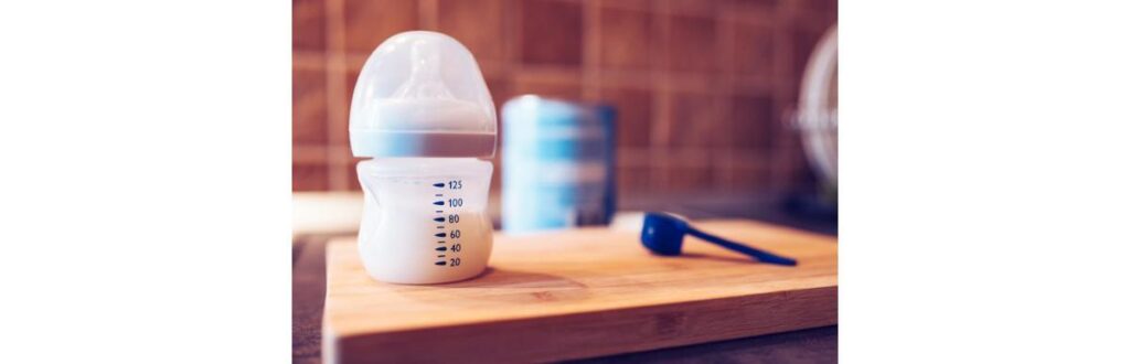 Pai quer que mãe pageu pelas fórmulas da criança sozinha