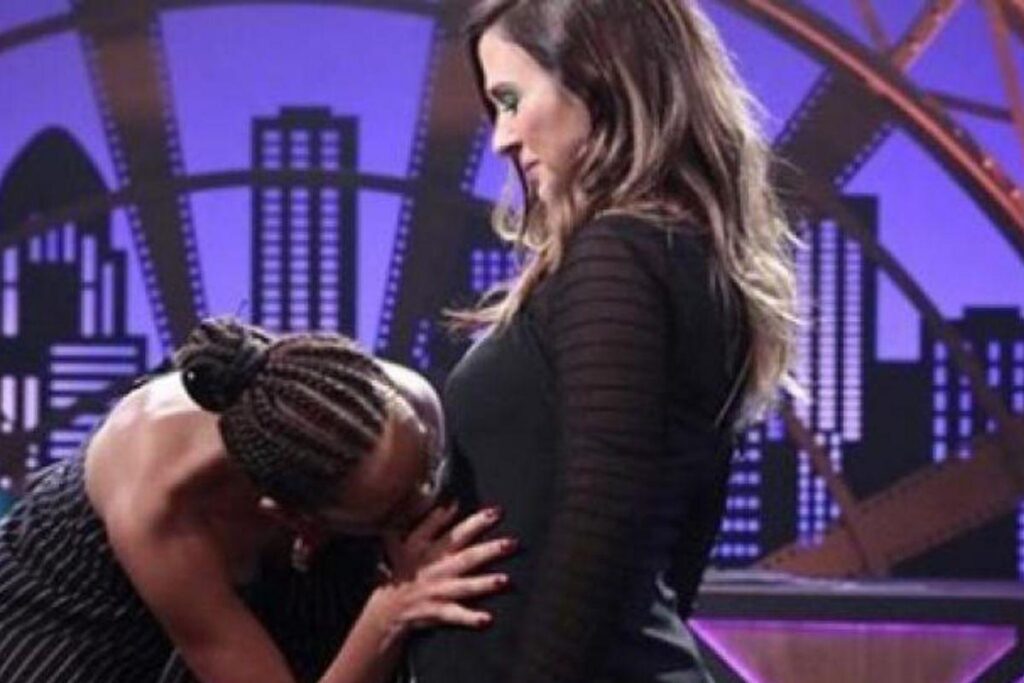 Tata posta foto com barrigão e deixa todo mundo sentimental com a legenda