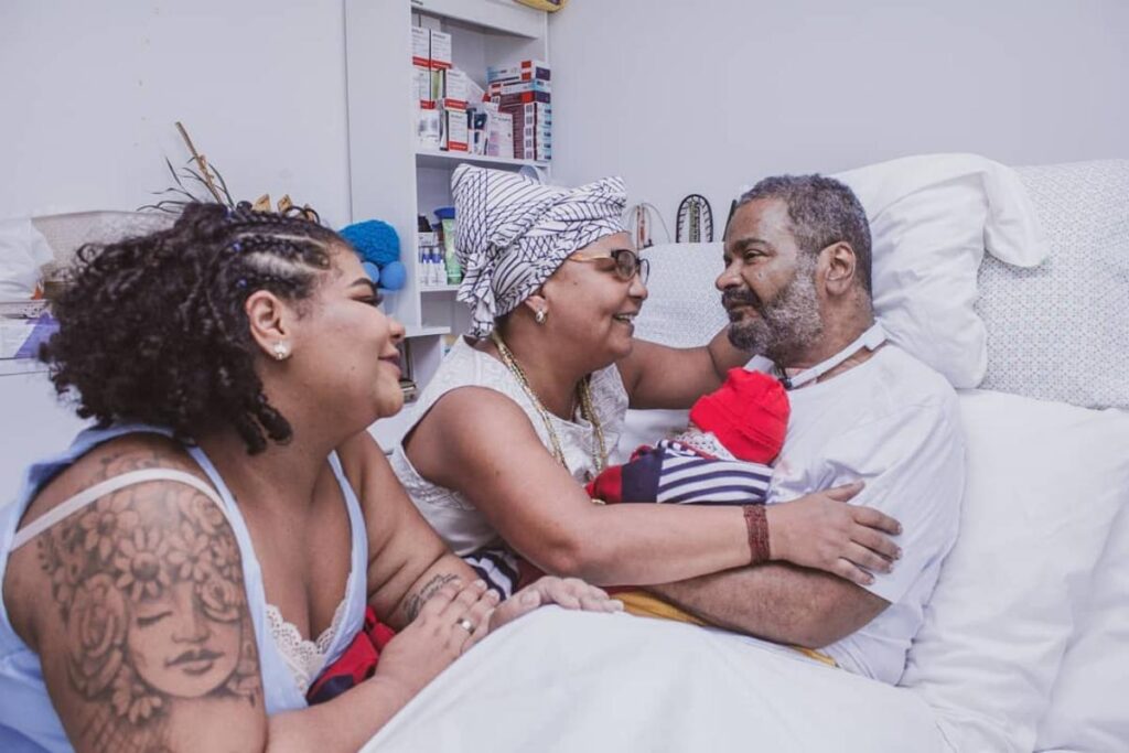 Flora Cruz é mãe de Ridan