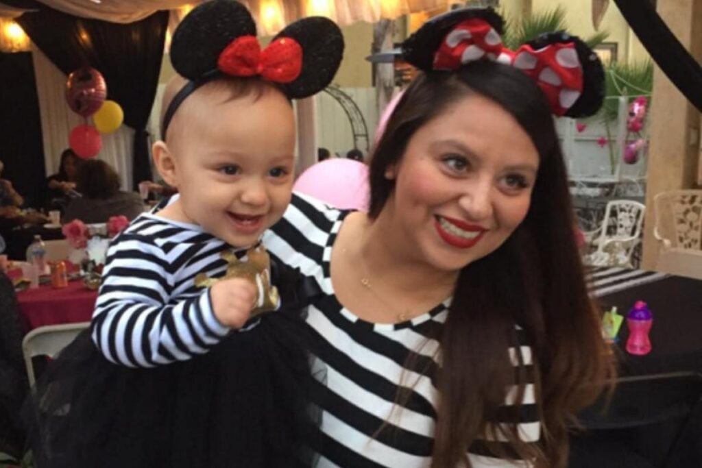 “Tem horas que só queremos que eles sosseguem então damos o celular”, disse a mãe