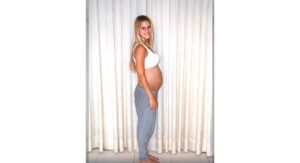 Ela teve uma ideia muito divertida para registrar a gestação