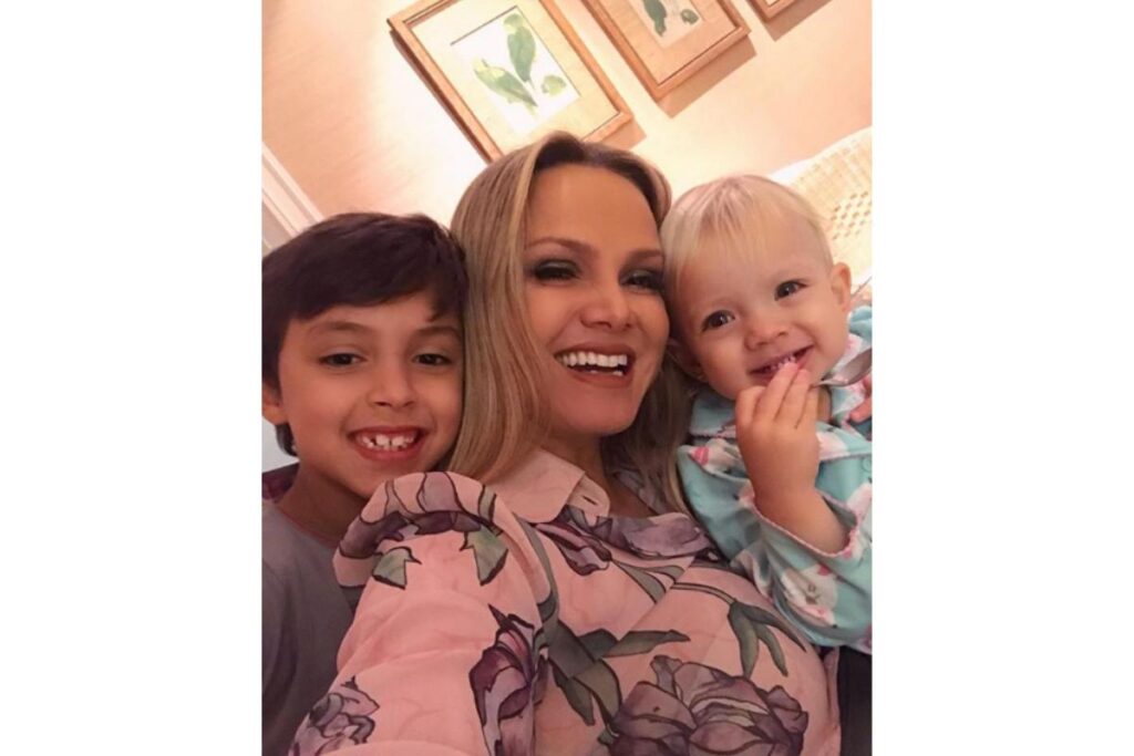 Eliana e a filha caçula, Manuela