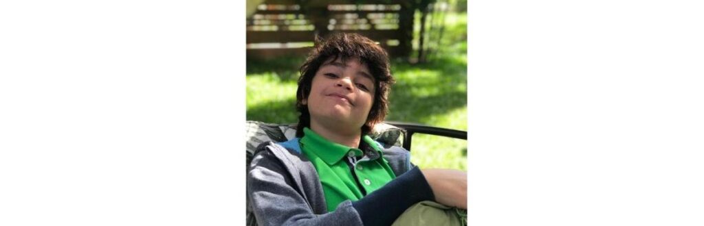 Kevin ganhou um presente especial de Millie Bobby Brown