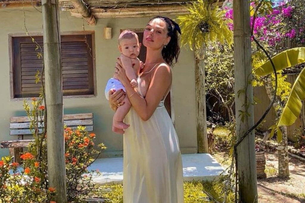 Isis Valverde é casada com André Resende, pai de Rael.