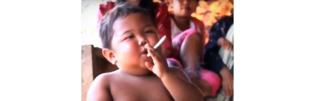 Ardi fui influenciado pelo pai a fumar.