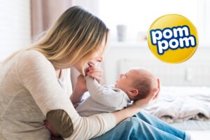 Ser embalado no colo é sensação mais próxima do útero que o bebê pode ter