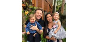 Thaís Fersoza e o marido Michel Teló aproveitaram o fim de semana sem os filhos