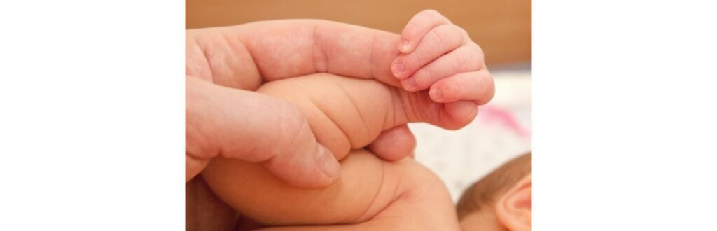 O pai é o “primeiro homem” da vida de suas filhas mulheres e da vida de seus filhos homens