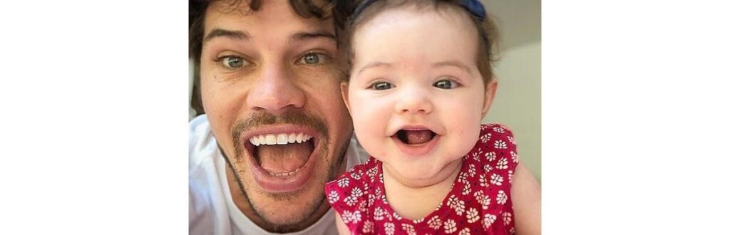 José Loreto e Bella parecem ter um relacionamento bem próximo