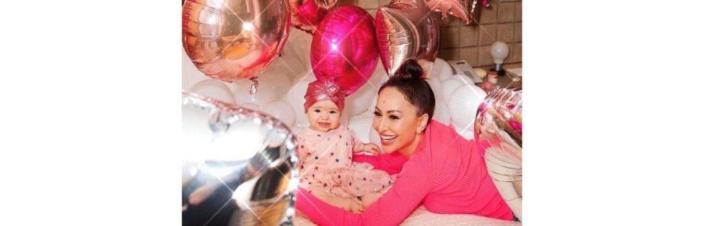 Sabrina já começou a introdução musical de Zoe