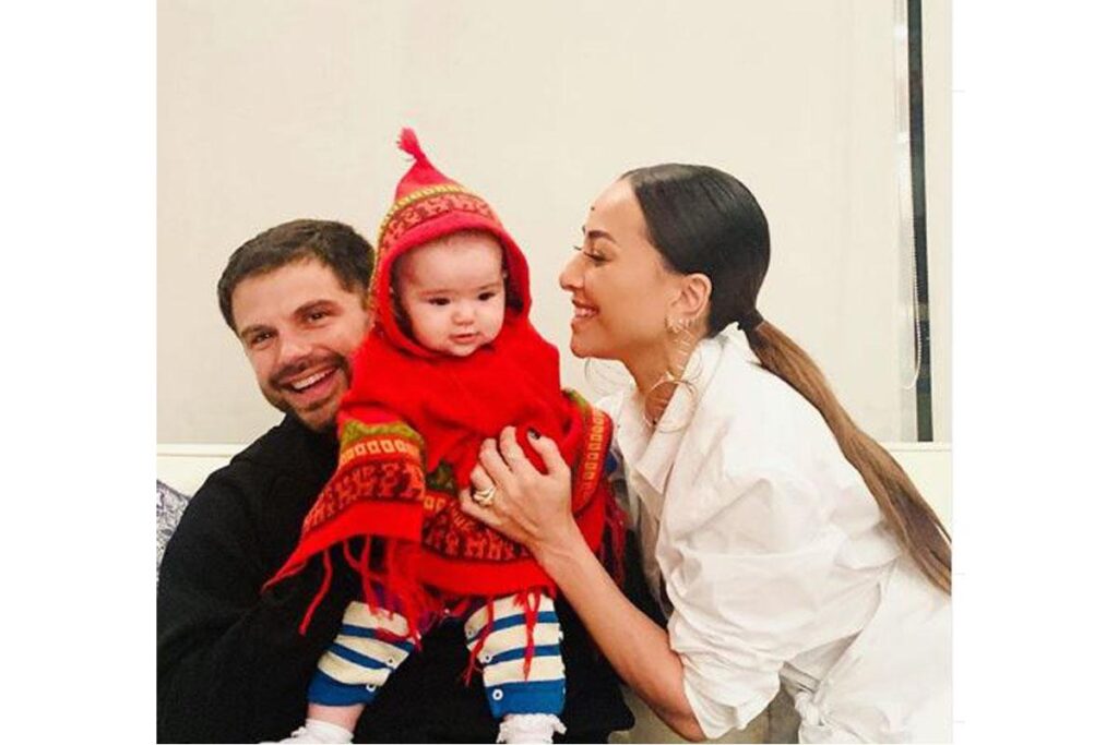 Zoe se divertiu com a nova babá