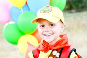 Elijah escolheu o tema UP