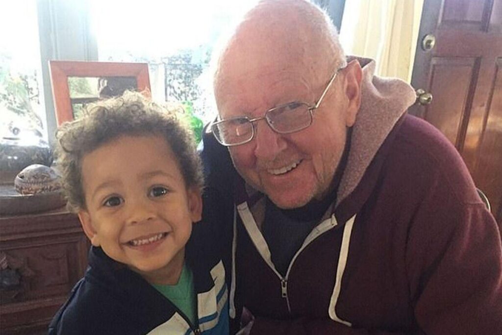 Doug, Royal e a mãe Laura