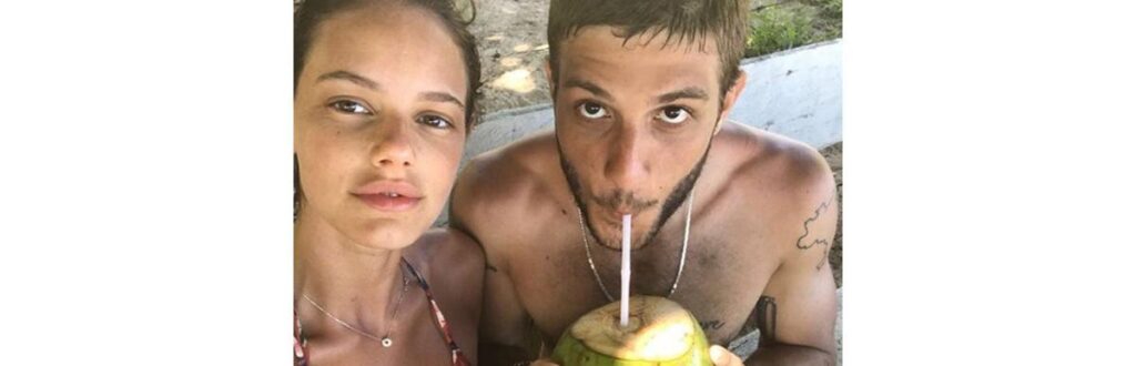 Laura está grávida de seis meses