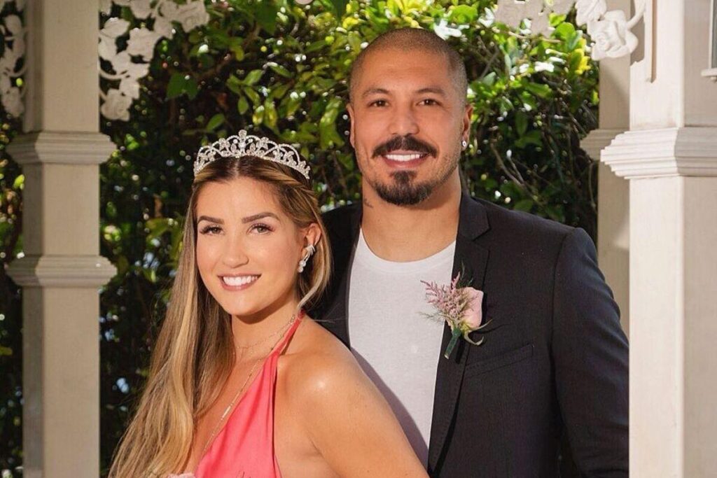 Fe Medeiros e Aline são pais de Lucca