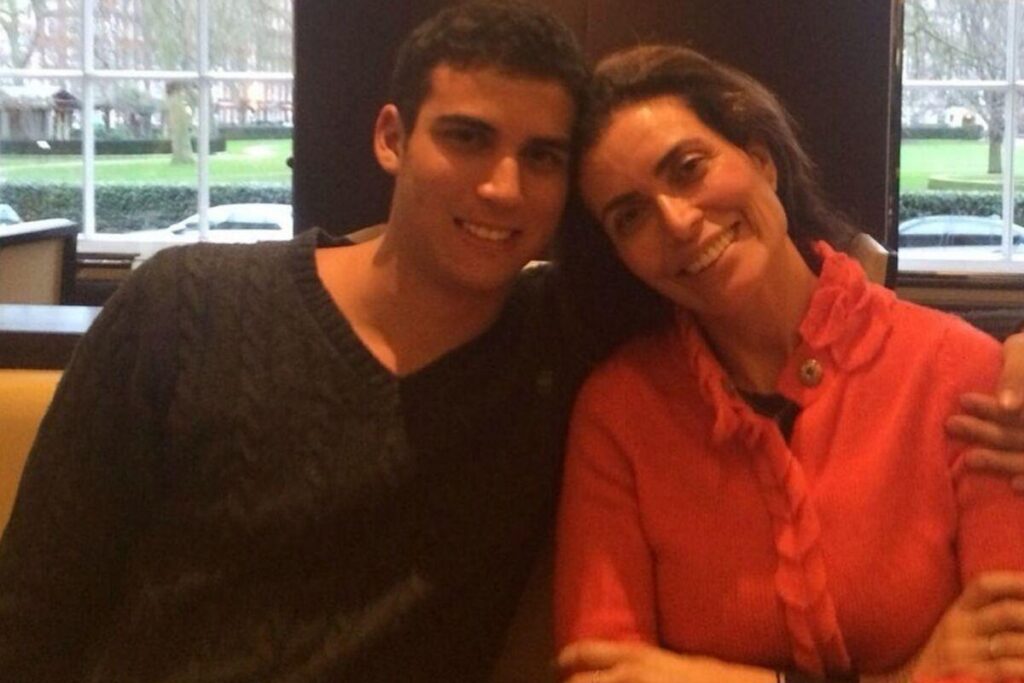 Giuliana geralmente é âncora no jornal nacional