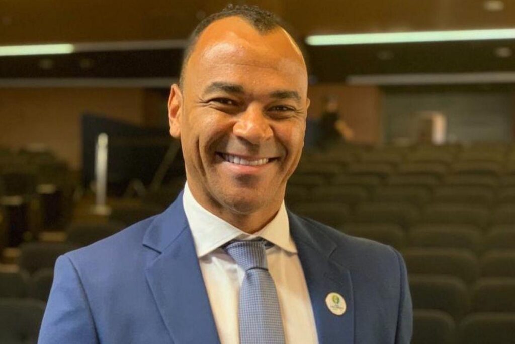 Cafu precisou se despedir do filho mais velho